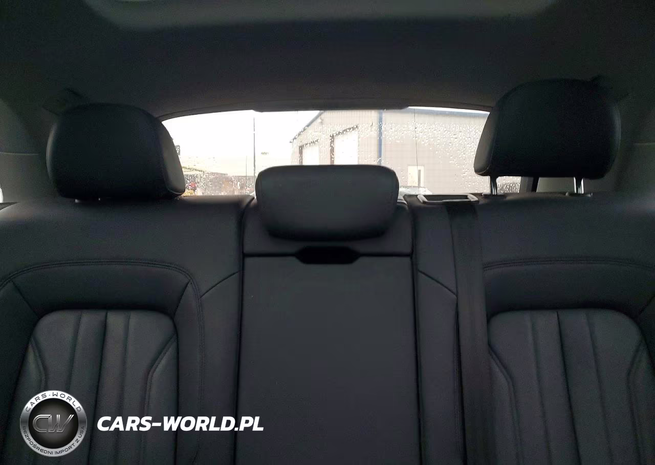 2018 Audi Q5 Premium Plus VIN:WA1BNAFY0J2218825 - 10