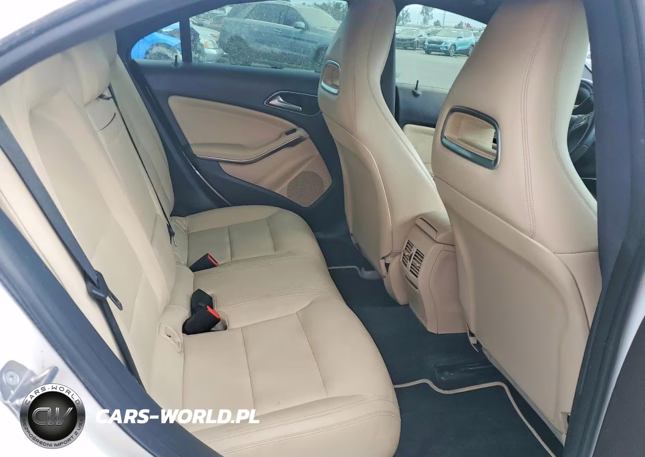 2019 Mercedes-Benz Cla 250 VIN:WDDSJ4EB8KN705809 - 10