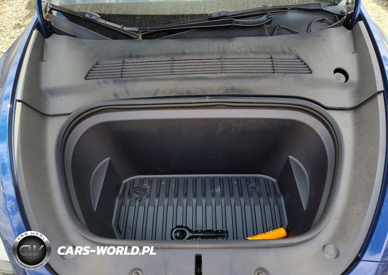 2022 Tesla Model Y VIN:7SAYGDEE0NF401151 - 11
