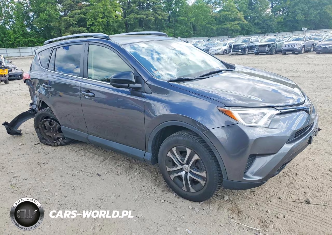 2017 Toyota Rav4 Le VIN:JTMBFREV5HJ122472 - 4