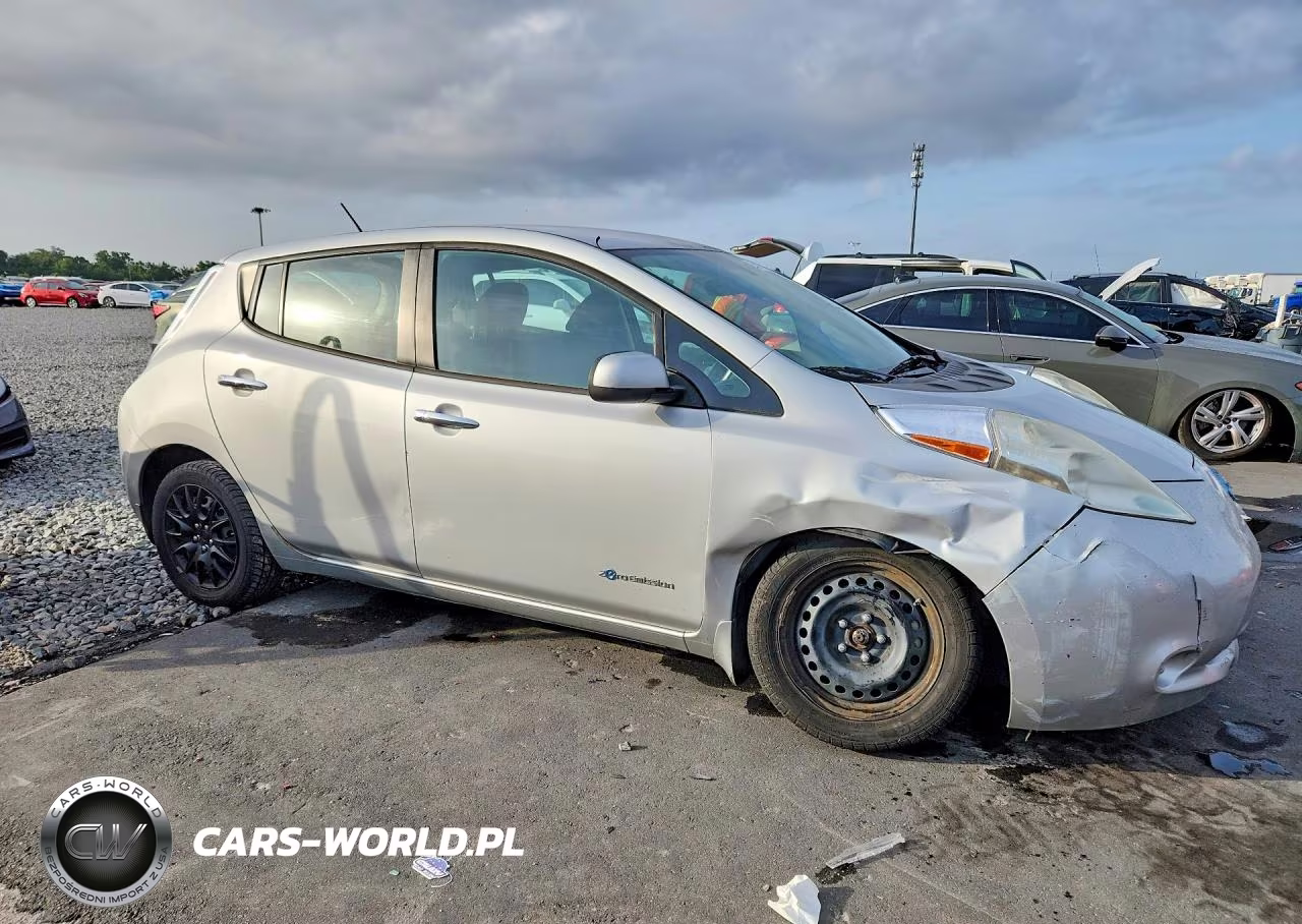 2015 Nissan Leaf S VIN:1N4AZ0CPXFC303397 - 4