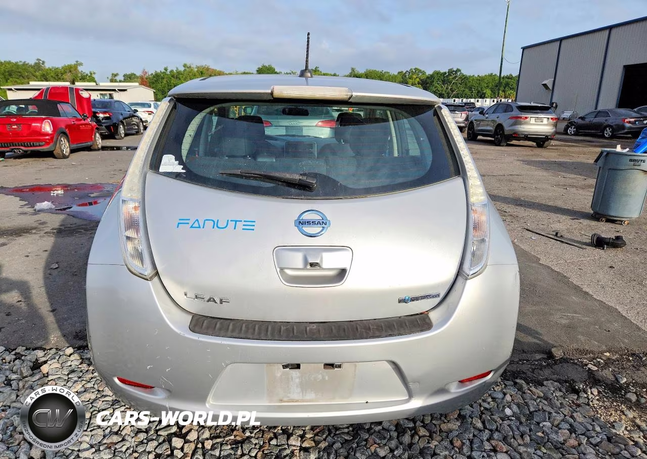 2015 Nissan Leaf S VIN:1N4AZ0CPXFC303397 - 6