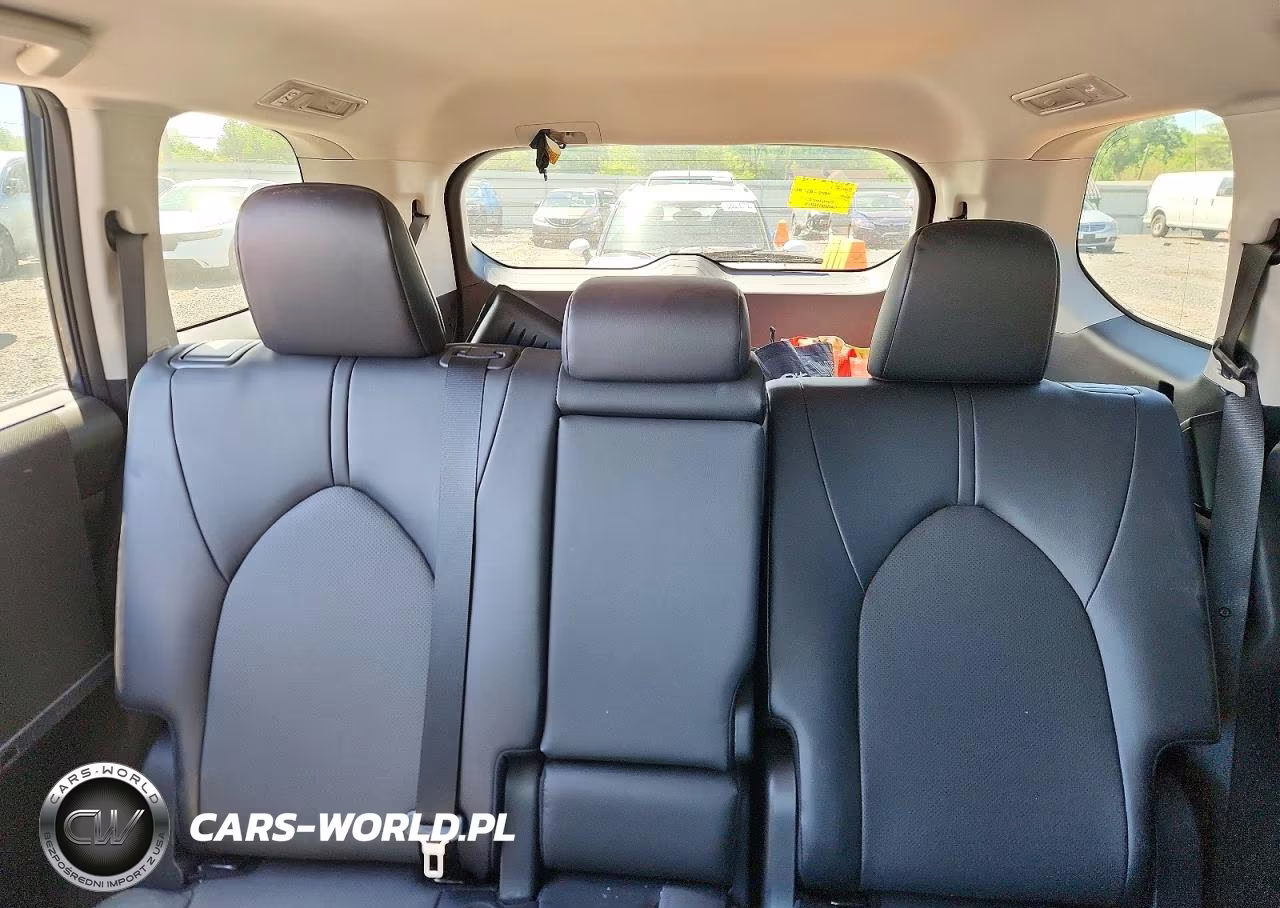 2024 Toyota Grand Highlander Xle VIN:5TDAAAB54RS009990 - 10