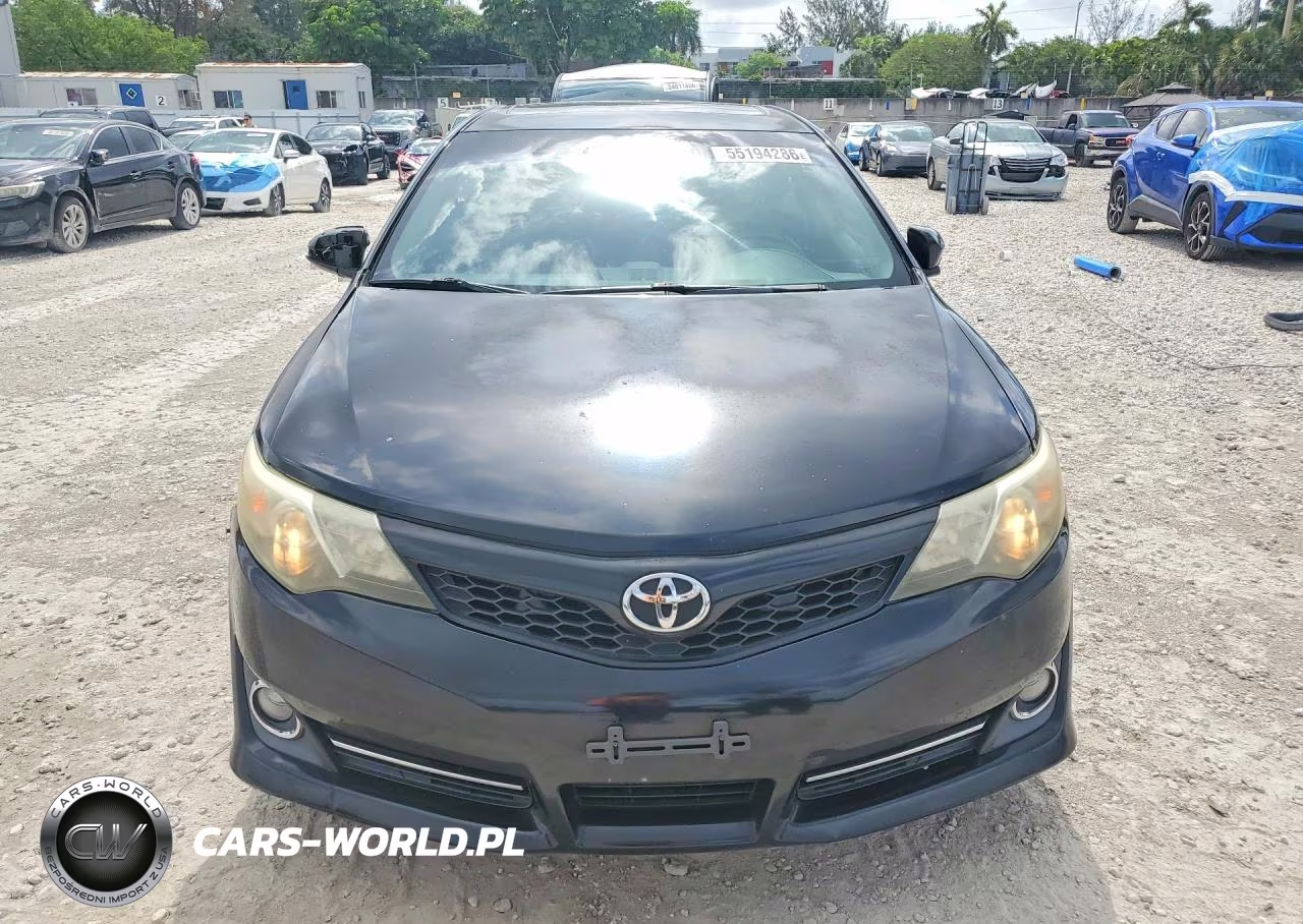 2014 Toyota Camry Se VIN:4T1BF1FK2EU787549 - 5