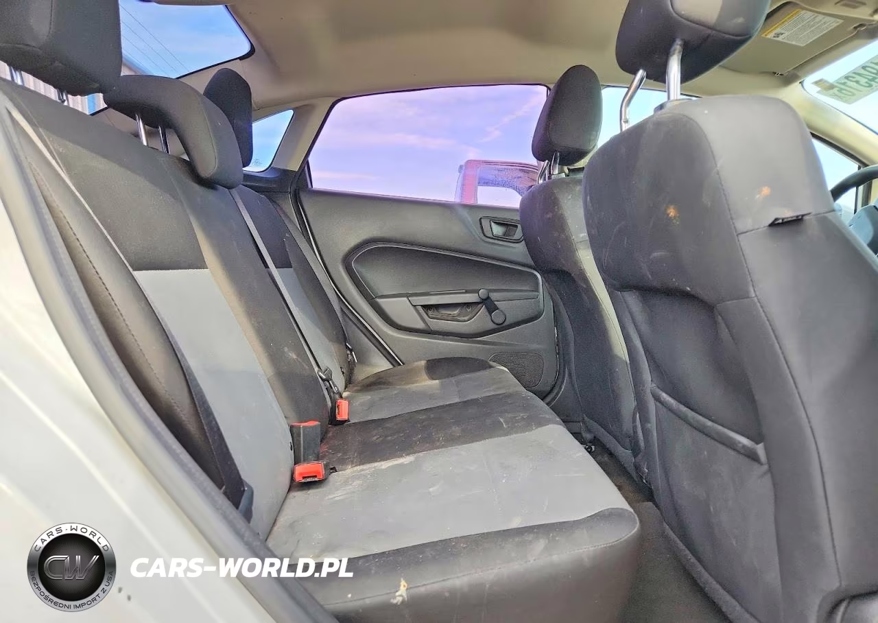 2019 Ford Fiesta S VIN:3FADP4AJ8KM121831 - 10