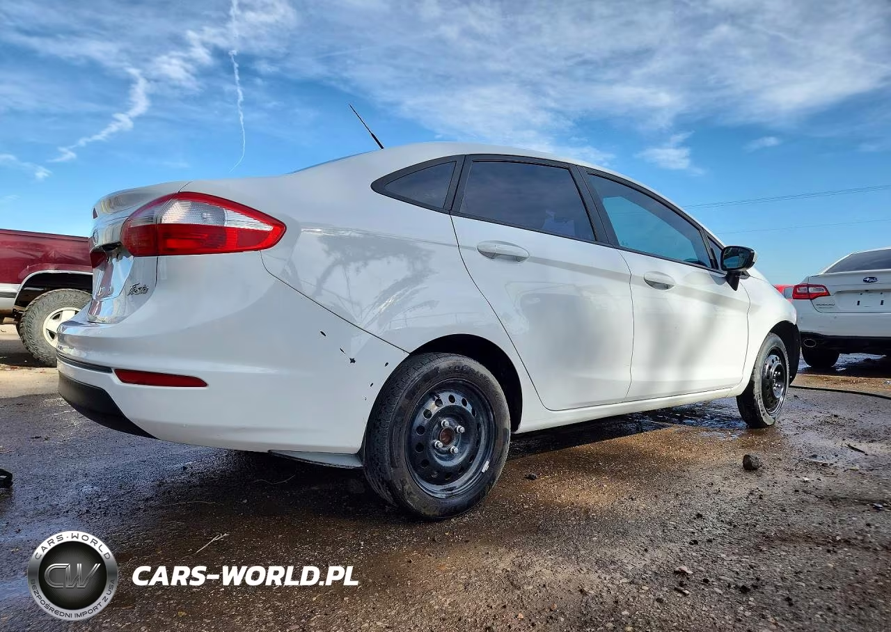2019 Ford Fiesta S VIN:3FADP4AJ8KM121831 - 3