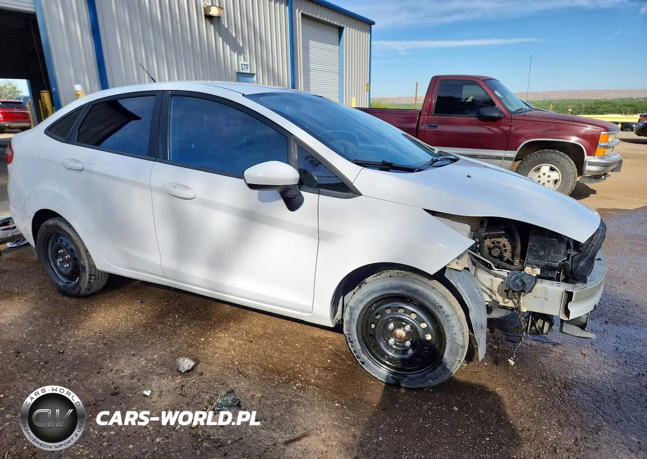 2019 Ford Fiesta S VIN:3FADP4AJ8KM121831 - 4