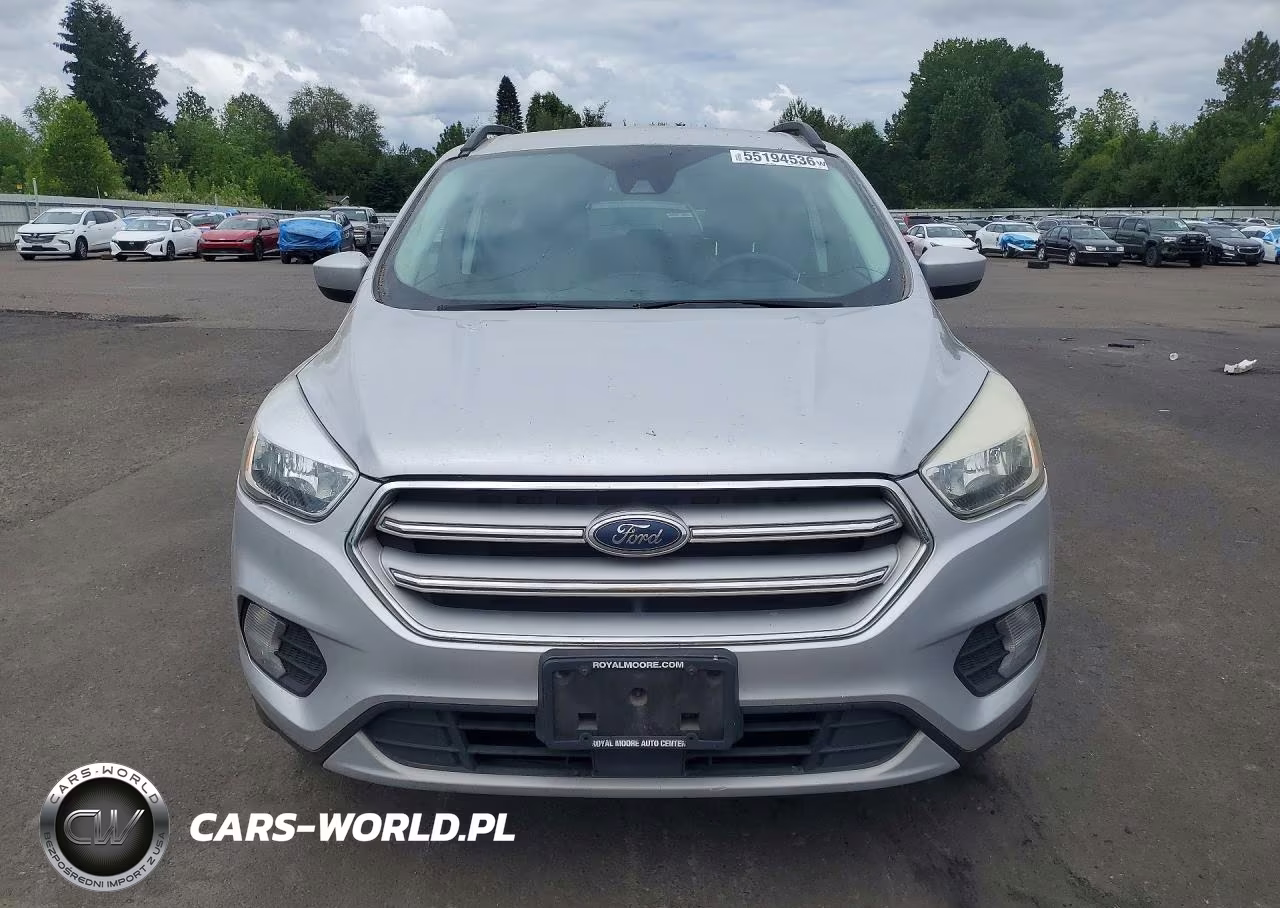 2018 Ford Escape Se VIN:1FMCU9GD0JUA44021 - 5