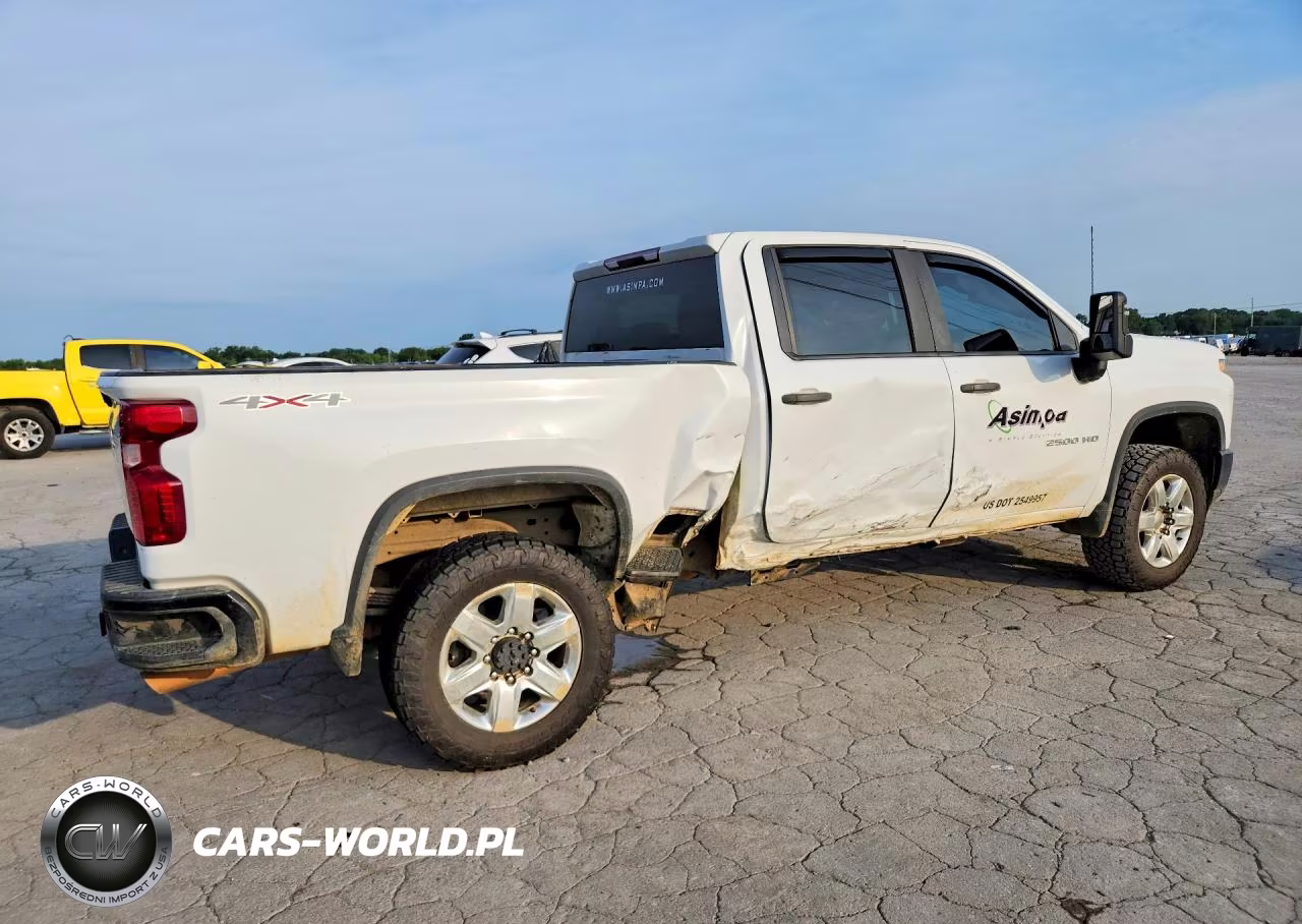 2020 Chevrolet Silverado K2500 Heavy Duty VIN:1GC4YLE72LF140358 - 3