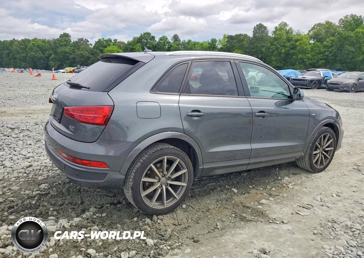 2018 Audi Q3 Premium VIN:WA1ECCFS9JR025249 - 3