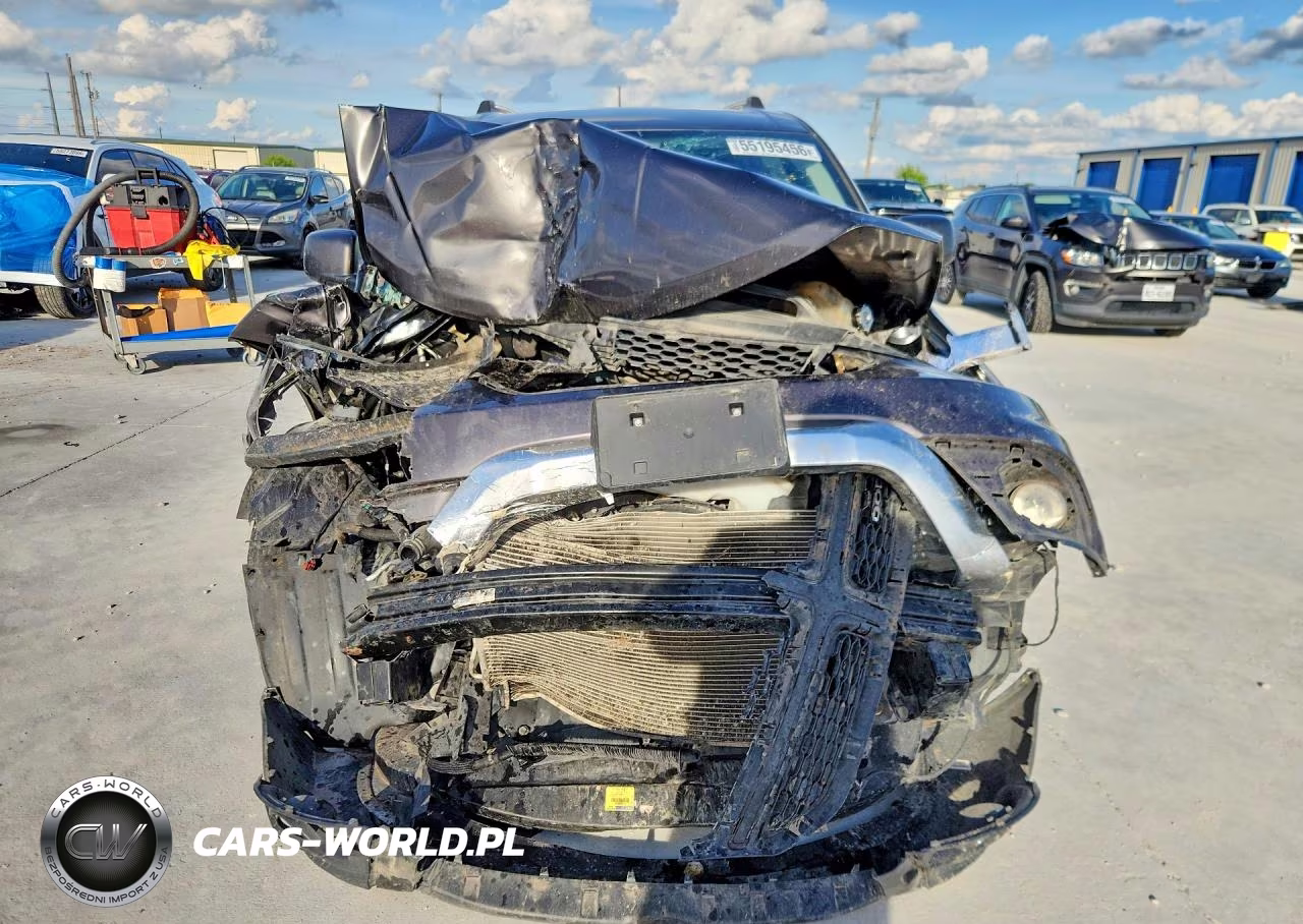 2019 Dodge Journey Crossroad VIN:3C4PDCGG2KT803518 - 5