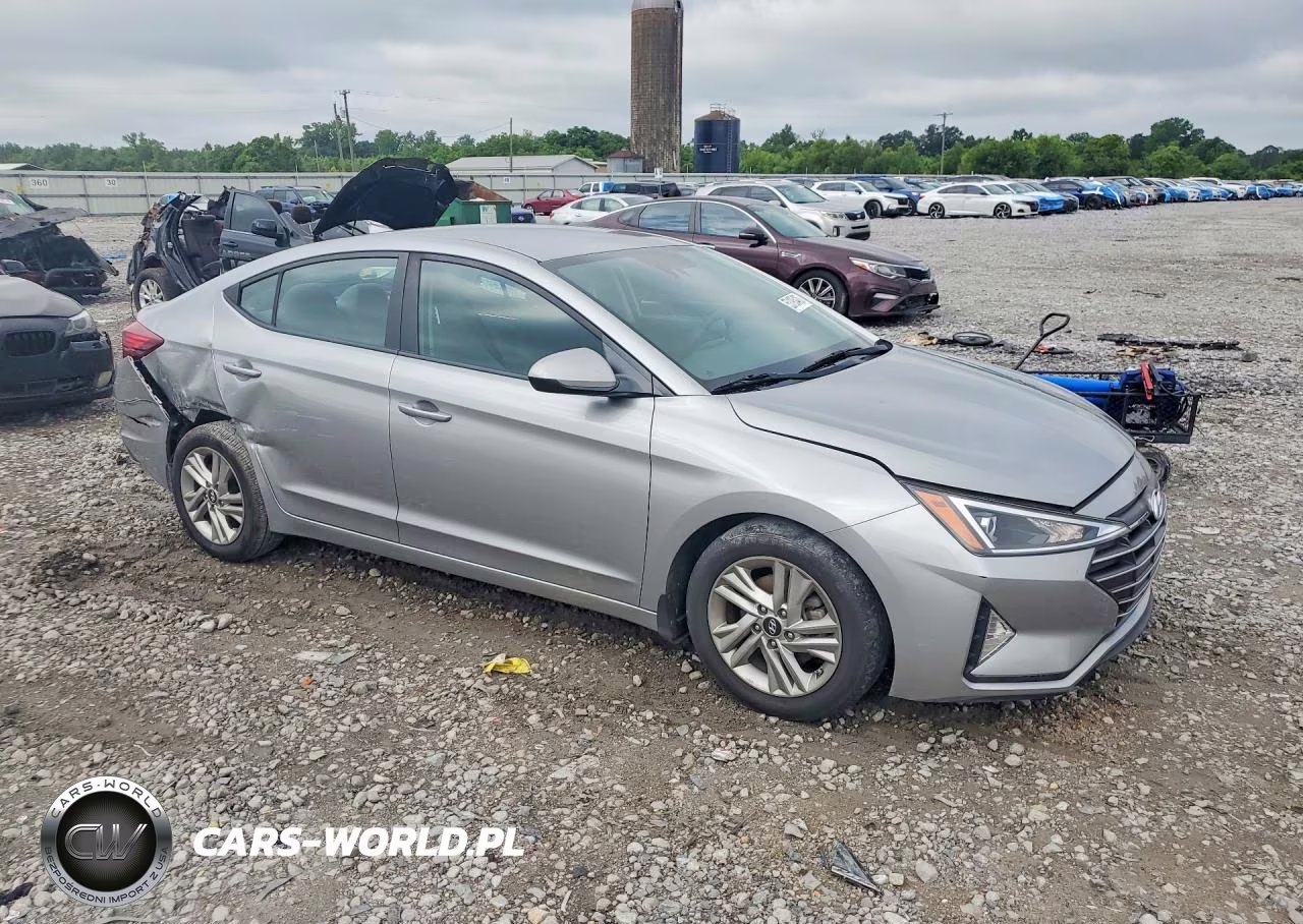 2020 Hyundai Elantra Sel VIN:5NPD84LF2LH606151 - 4