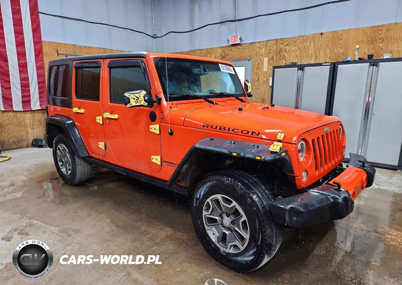 2015 Jeep Wrangler Unlimited Rubicon VIN:1C4BJWFG9FL697916 - 4