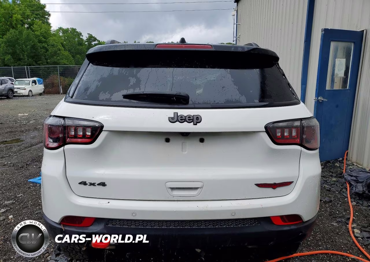 2025 Jeep Compass Trailhawk VIN:3C4NJDDN4ST590225 - 6