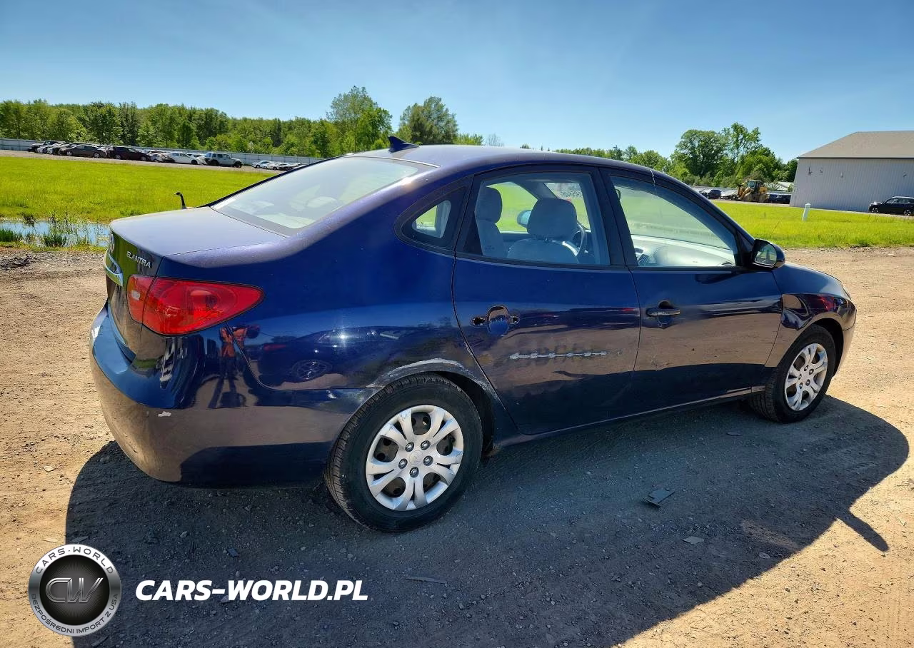 2010 Hyundai Elantra Gls VIN:KMHDU4AD4AU083646 - 3