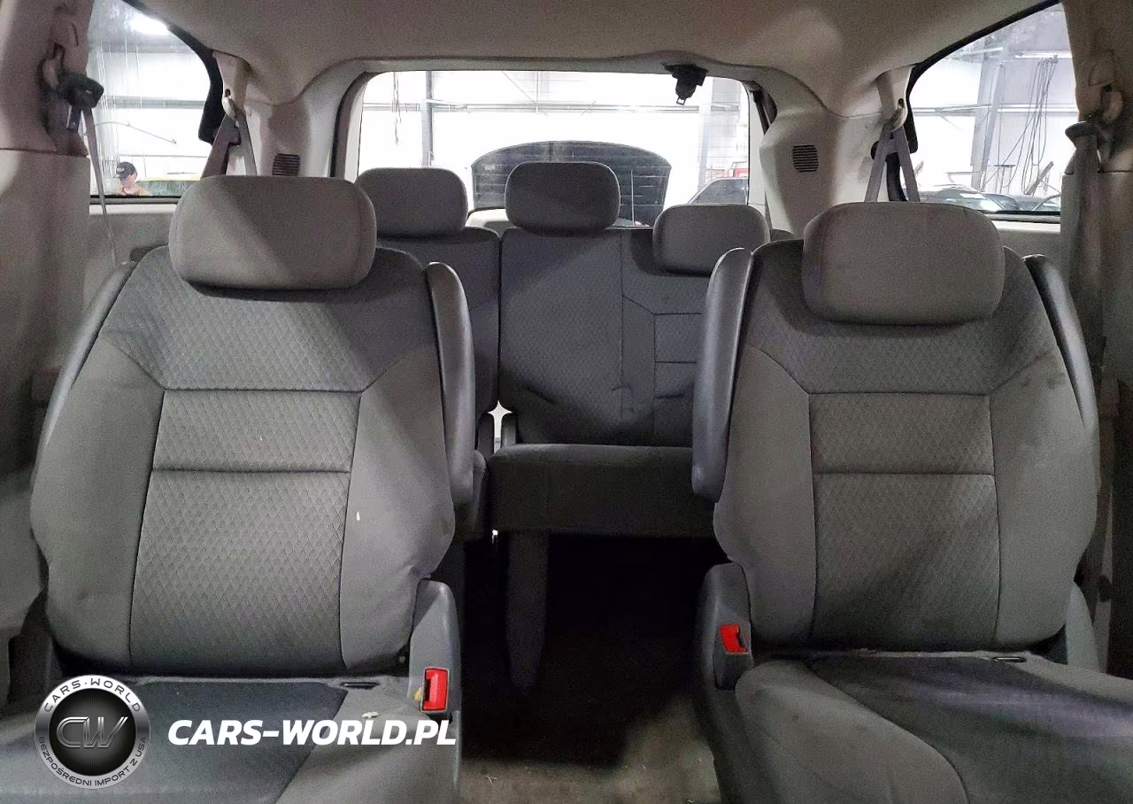 2009 Chrysler Town & Country Touring VIN:2A8HR541X9R547779 - 10