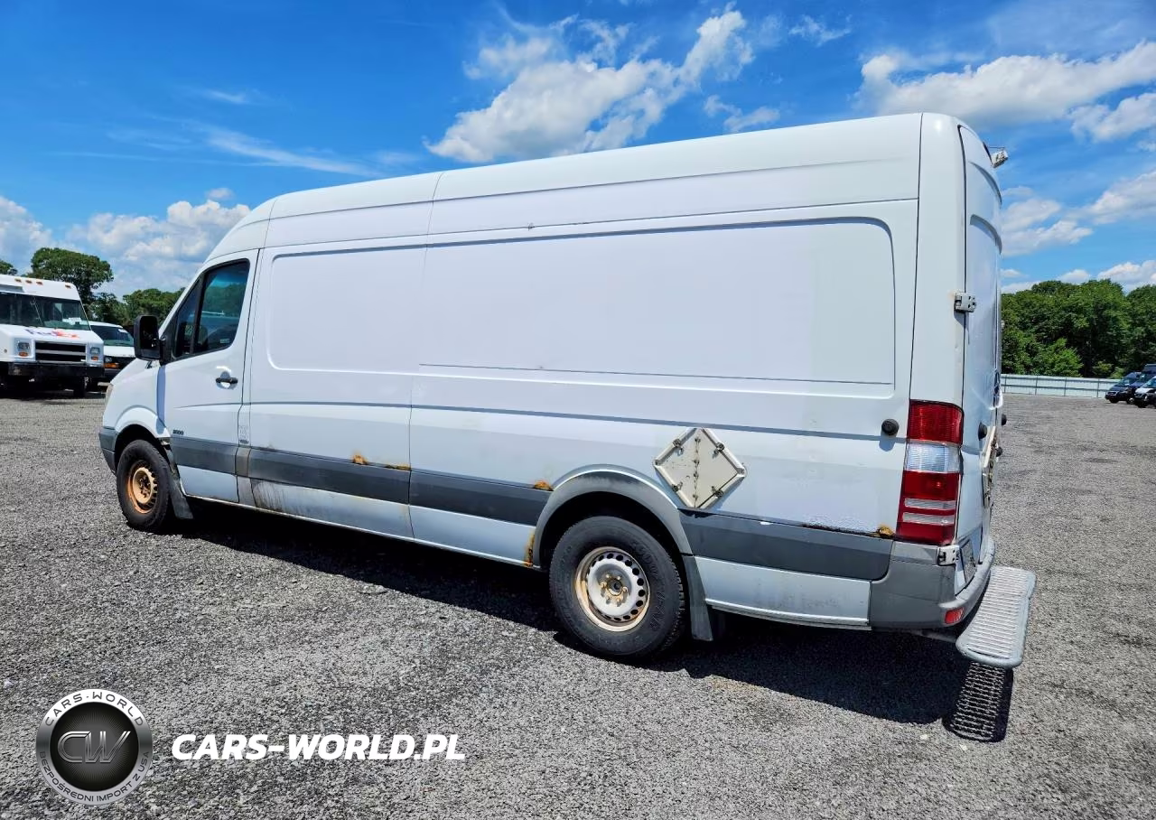 2011 Mercedes Benz Sprinter 2500 VIN:WD3PE8CB3B5577892 - 2