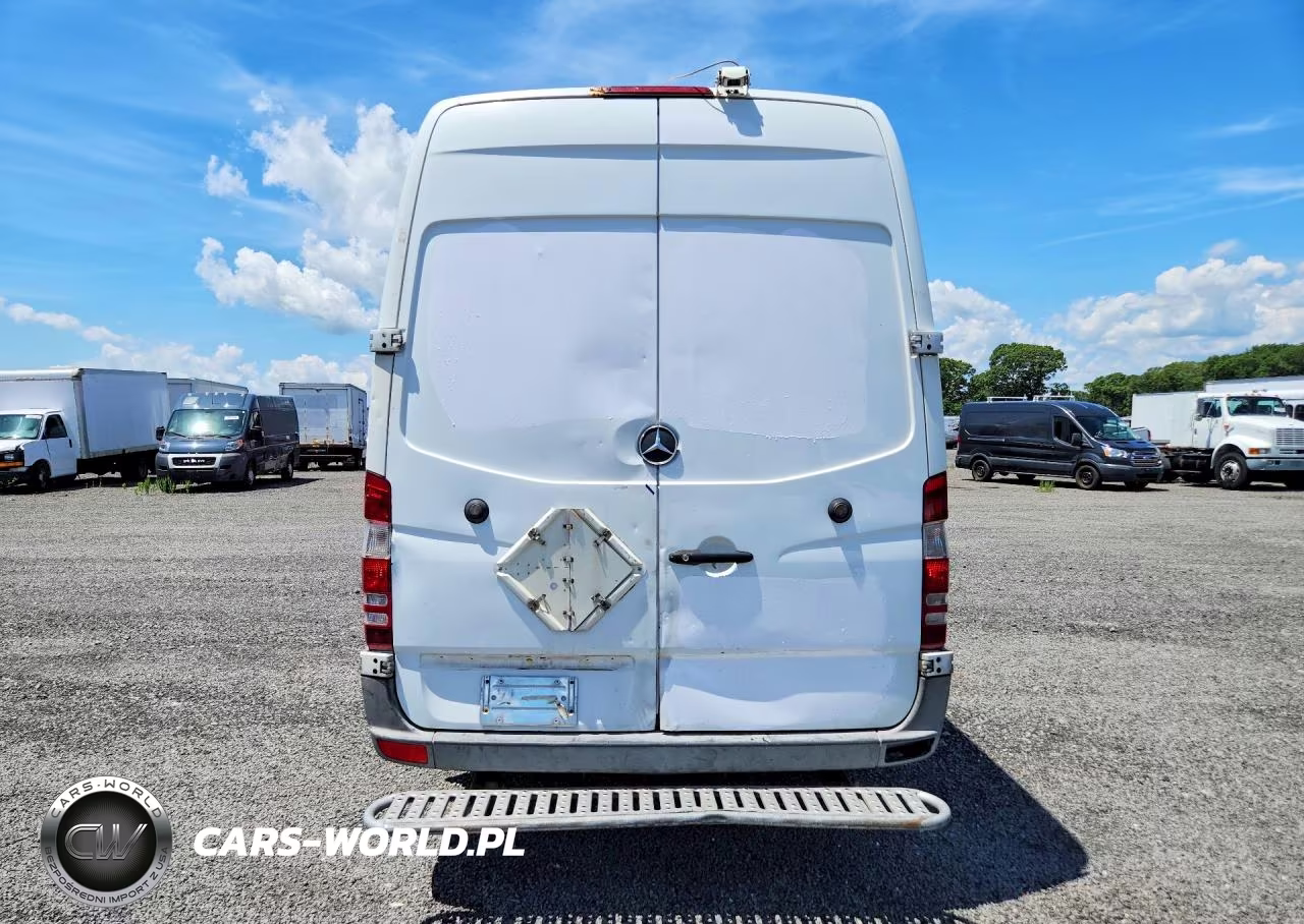 2011 Mercedes Benz Sprinter 2500 VIN:WD3PE8CB3B5577892 - 6
