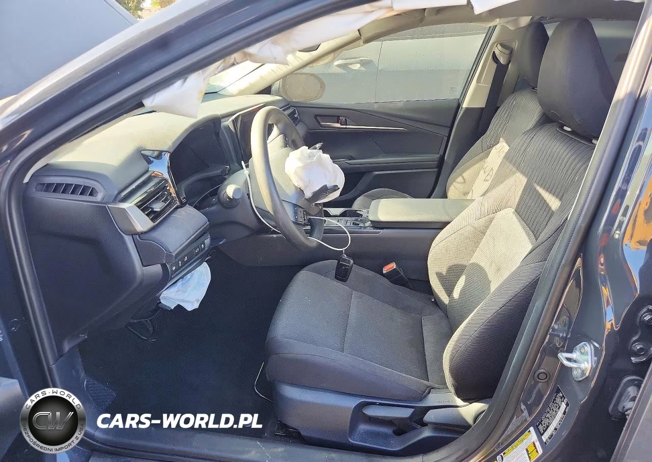 2026 Toyota Camry Le VIN:4T1DAACK9TU217668 - 7