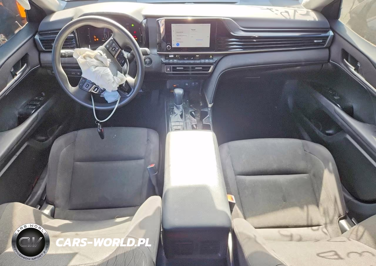 2026 Toyota Camry Le VIN:4T1DAACK9TU217668 - 8