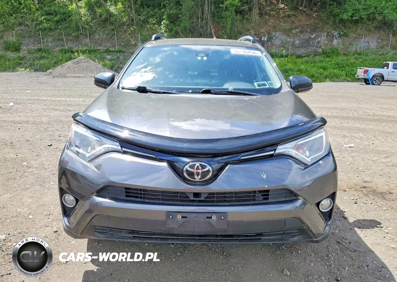 2018 Toyota Rav4 Le VIN:JTMBFREV8JJ250680 - 5