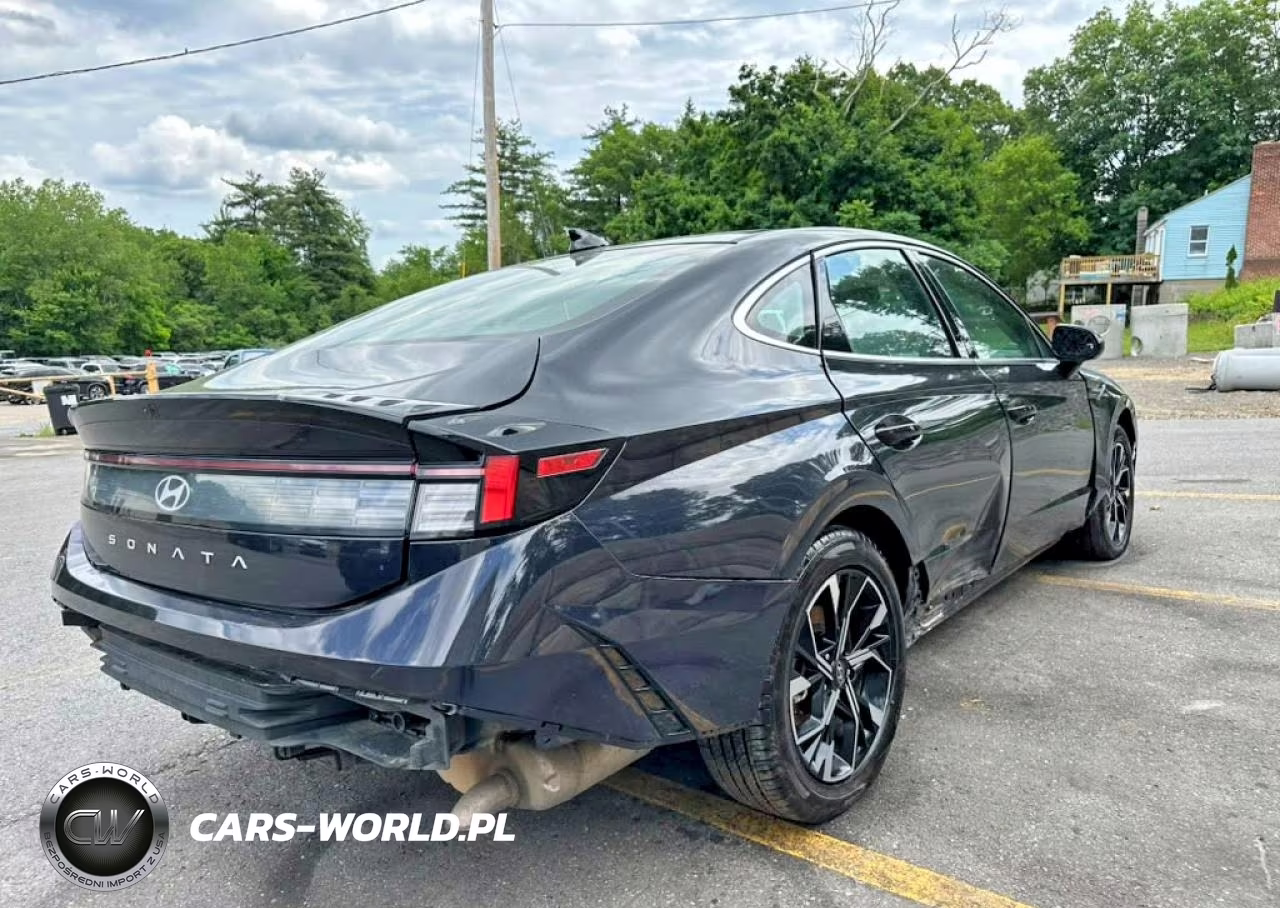 2024 Hyundai Sonata Sel VIN:KMHL64JA7RA402210 - 3