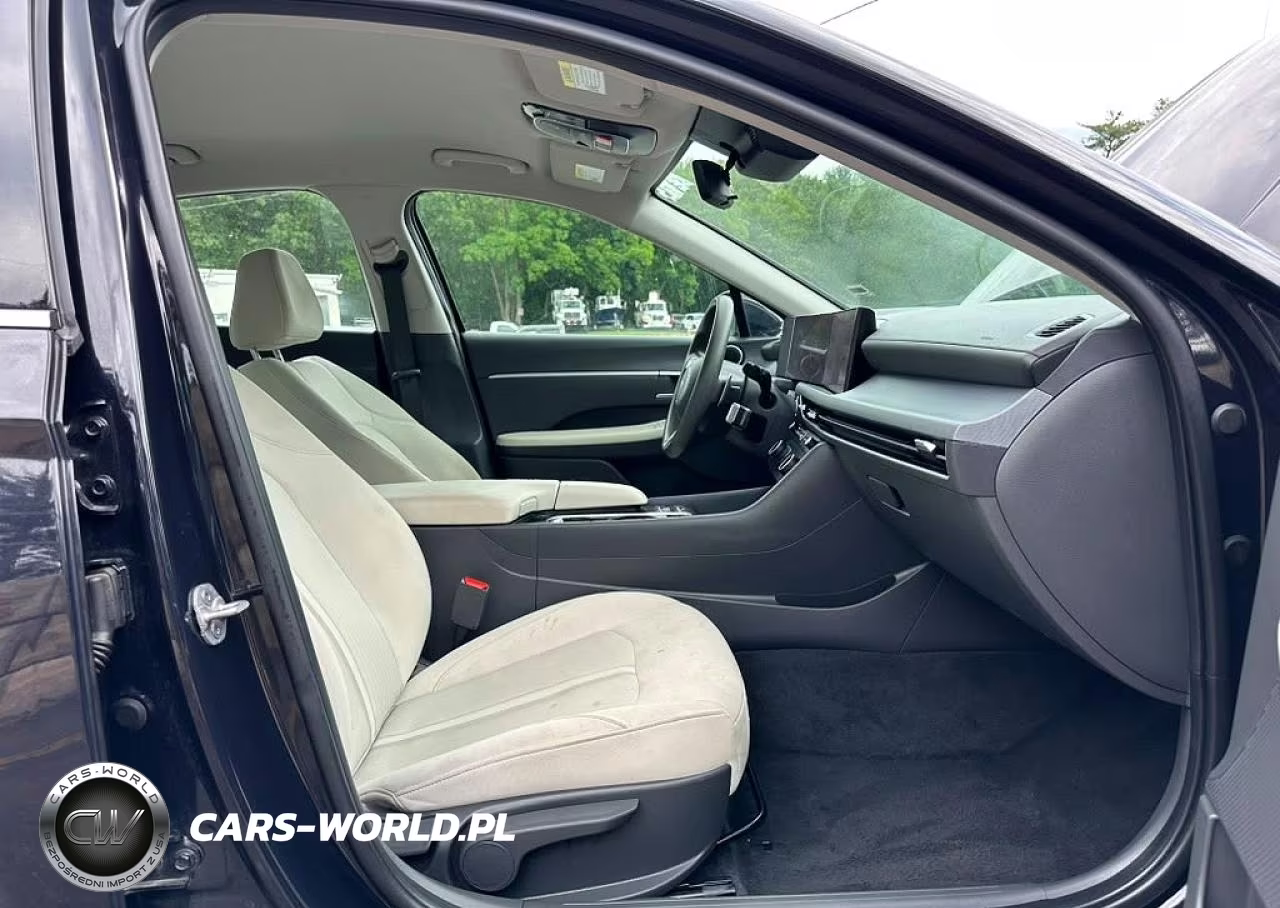 2024 Hyundai Sonata Sel VIN:KMHL64JA7RA402210 - 9
