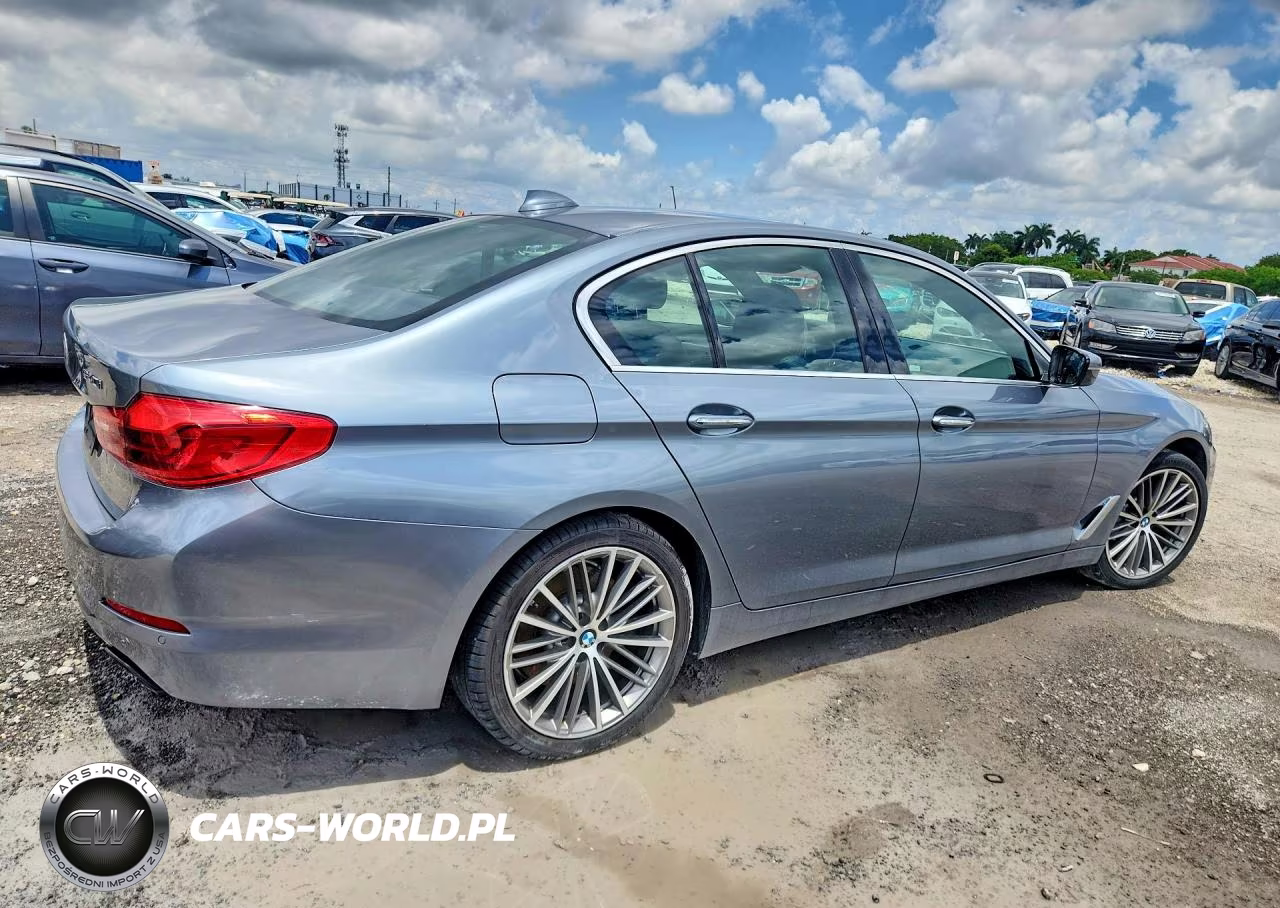 2018 BMW 540 I VIN:WBAJE5C53JWA93217 - 3