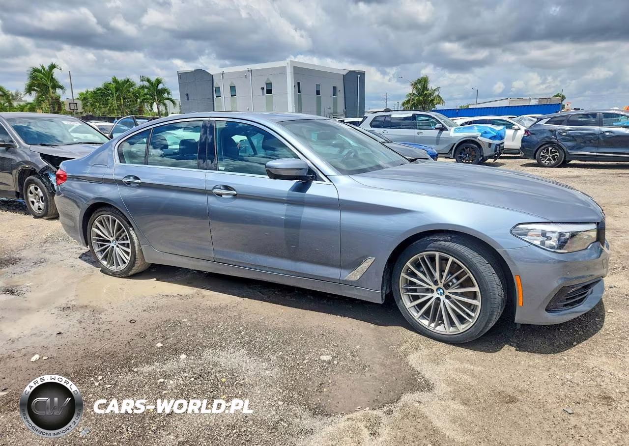2018 BMW 540 I VIN:WBAJE5C53JWA93217 - 4