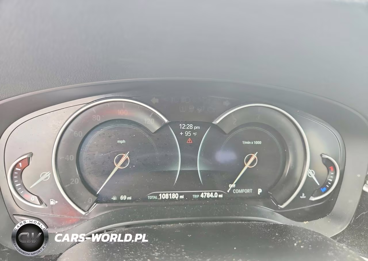 2018 BMW 540 I VIN:WBAJE5C53JWA93217 - 9