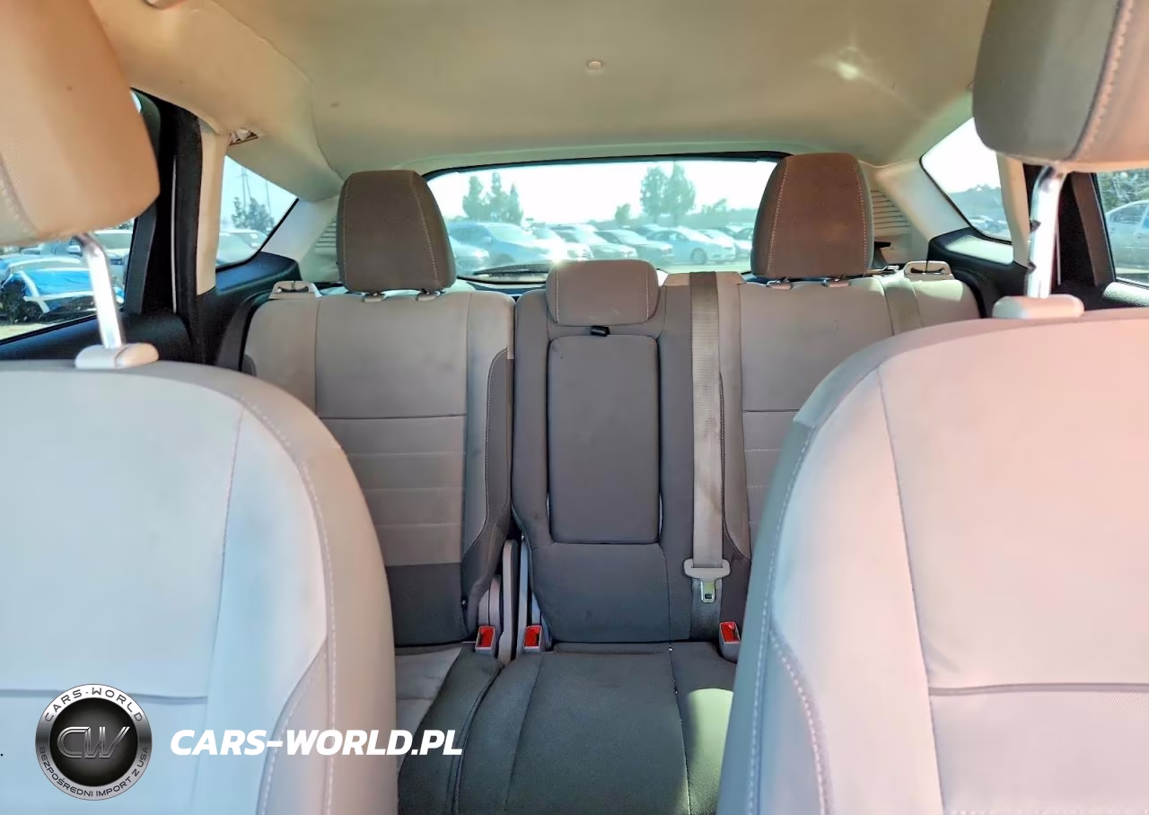 2013 Ford C-Max Se VIN:1FADP5AUXDL515948 - 10