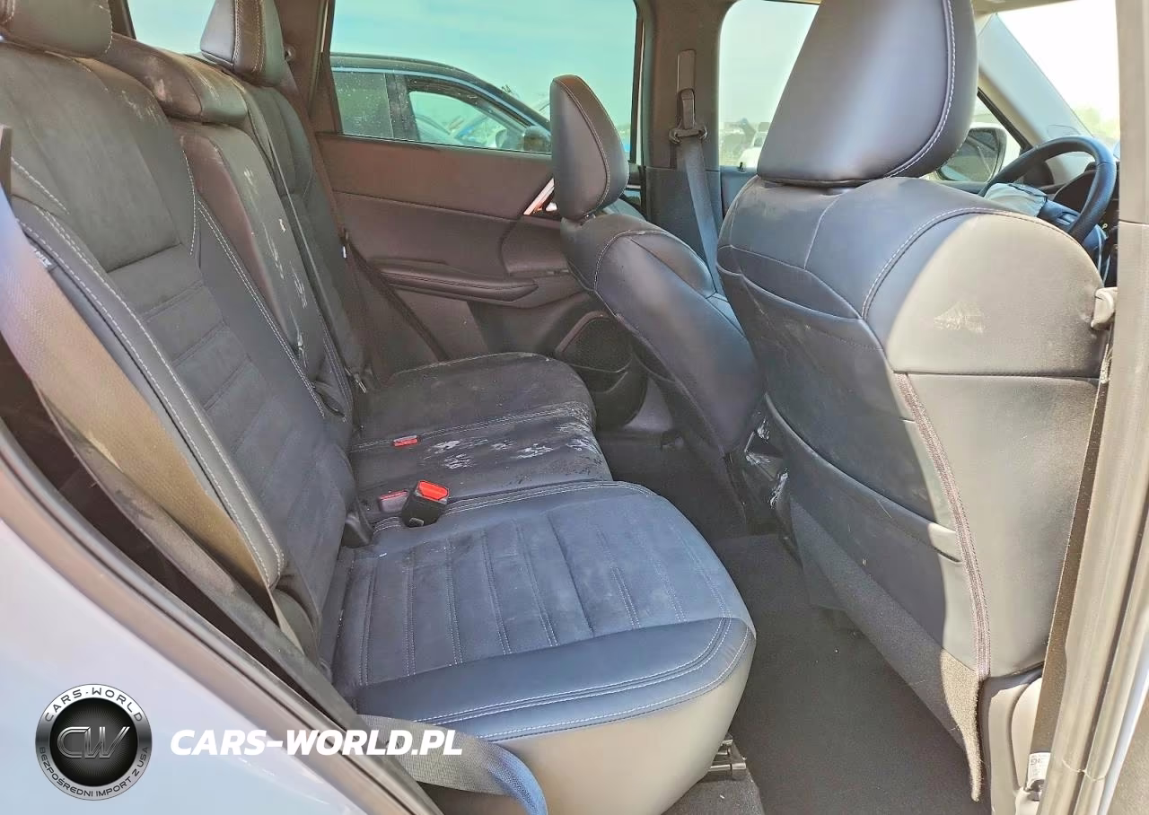 2023 Mitsubishi Outlander Se VIN:JA4J4UA84PZ048539 - 10