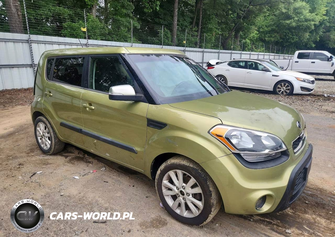 2013 Kia Soul + VIN:KNDJT2A67D7574974 - 4