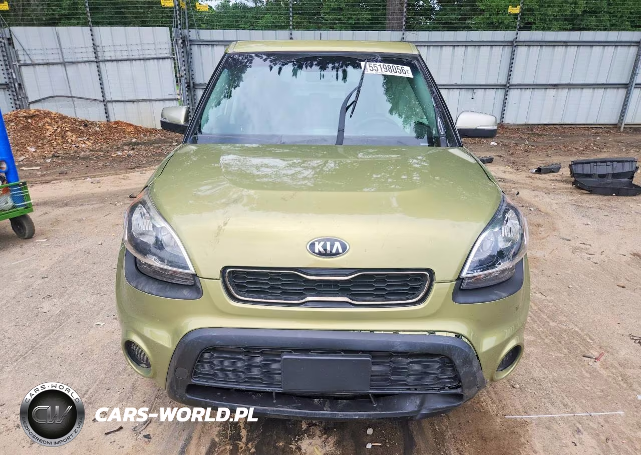 2013 Kia Soul + VIN:KNDJT2A67D7574974 - 5