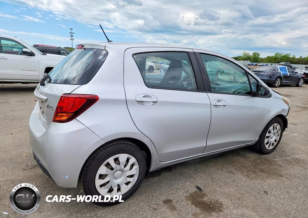 2015 Toyota Yaris 5-Door L VIN:VNKKTUD34FA027515 - 3