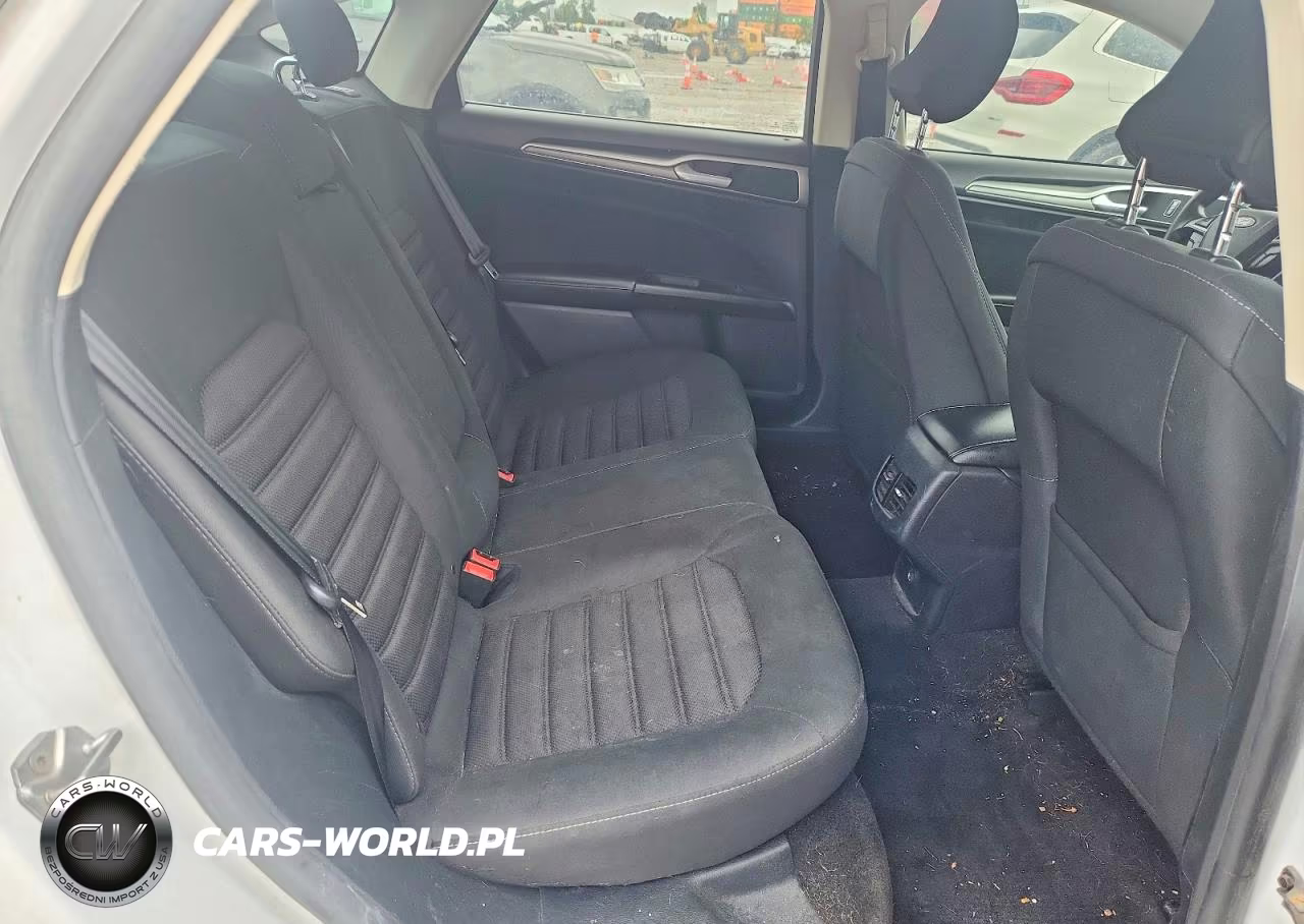 2018 Ford Fusion Se VIN:3FA6P0H77JR123714 - 10