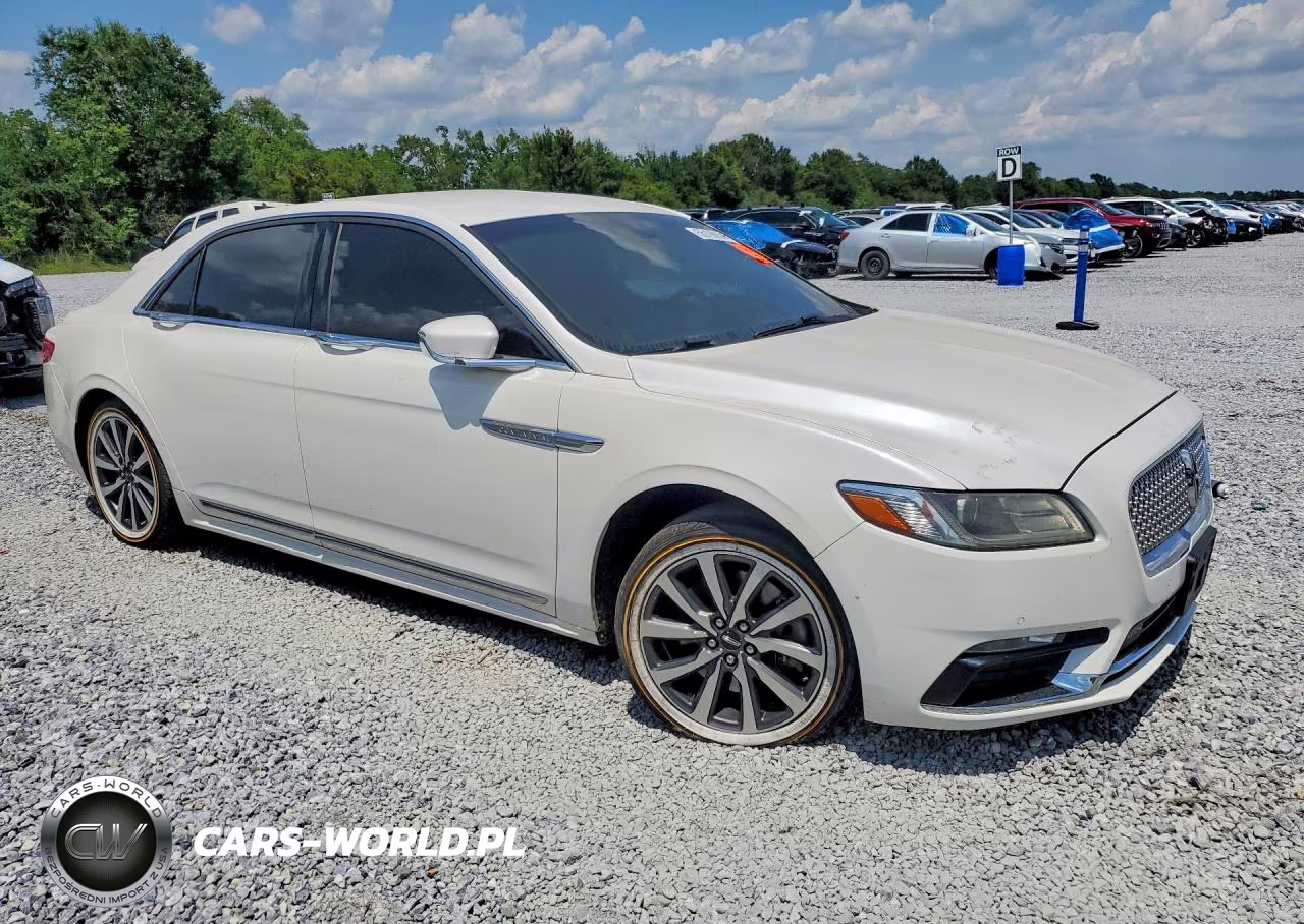 2017 Lincoln Continental Premiere VIN:1LN6L9PKXH5624640 - 4