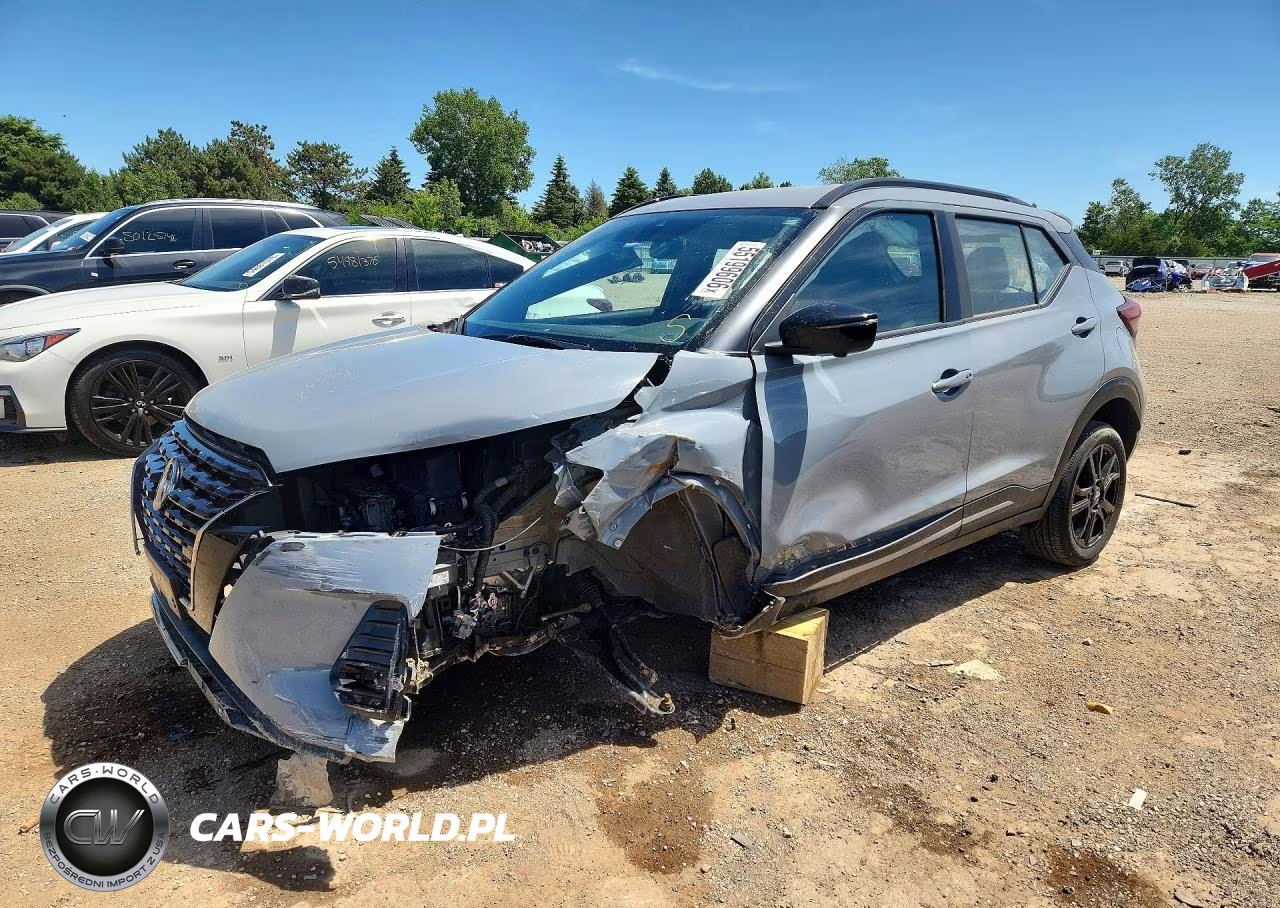 2024 Nissan Kicks Sr – zdjęcie 1 z 12