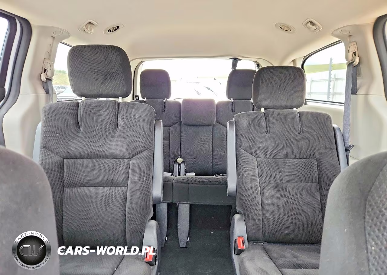 2016 Dodge Grand Caravan Sxt VIN:2C4RDGCG3GR321818 - 10