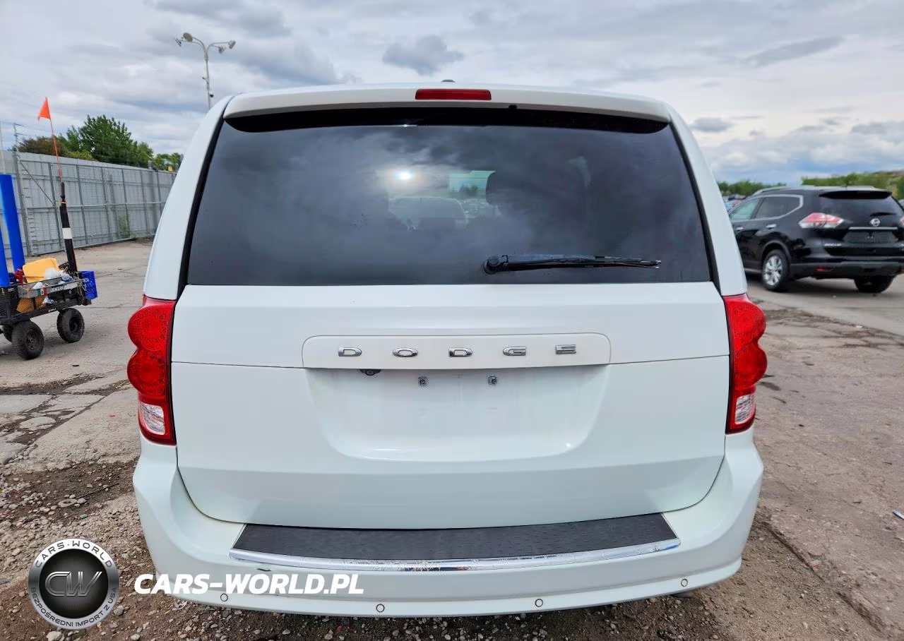 2016 Dodge Grand Caravan Sxt VIN:2C4RDGCG3GR321818 - 6