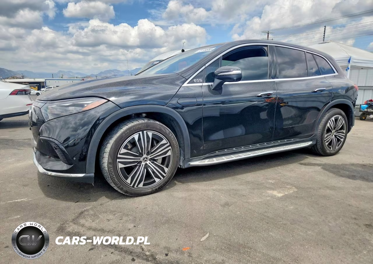 2023 Mercedes-Benz Eqs Suv 450 4Matic – zdjęcie 1 z 14