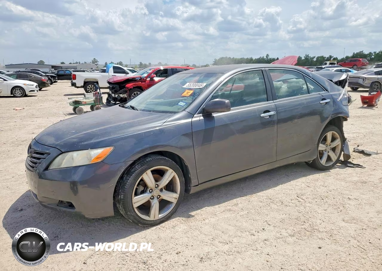 2008 Toyota Camry Le – zdjęcie 1 z 12