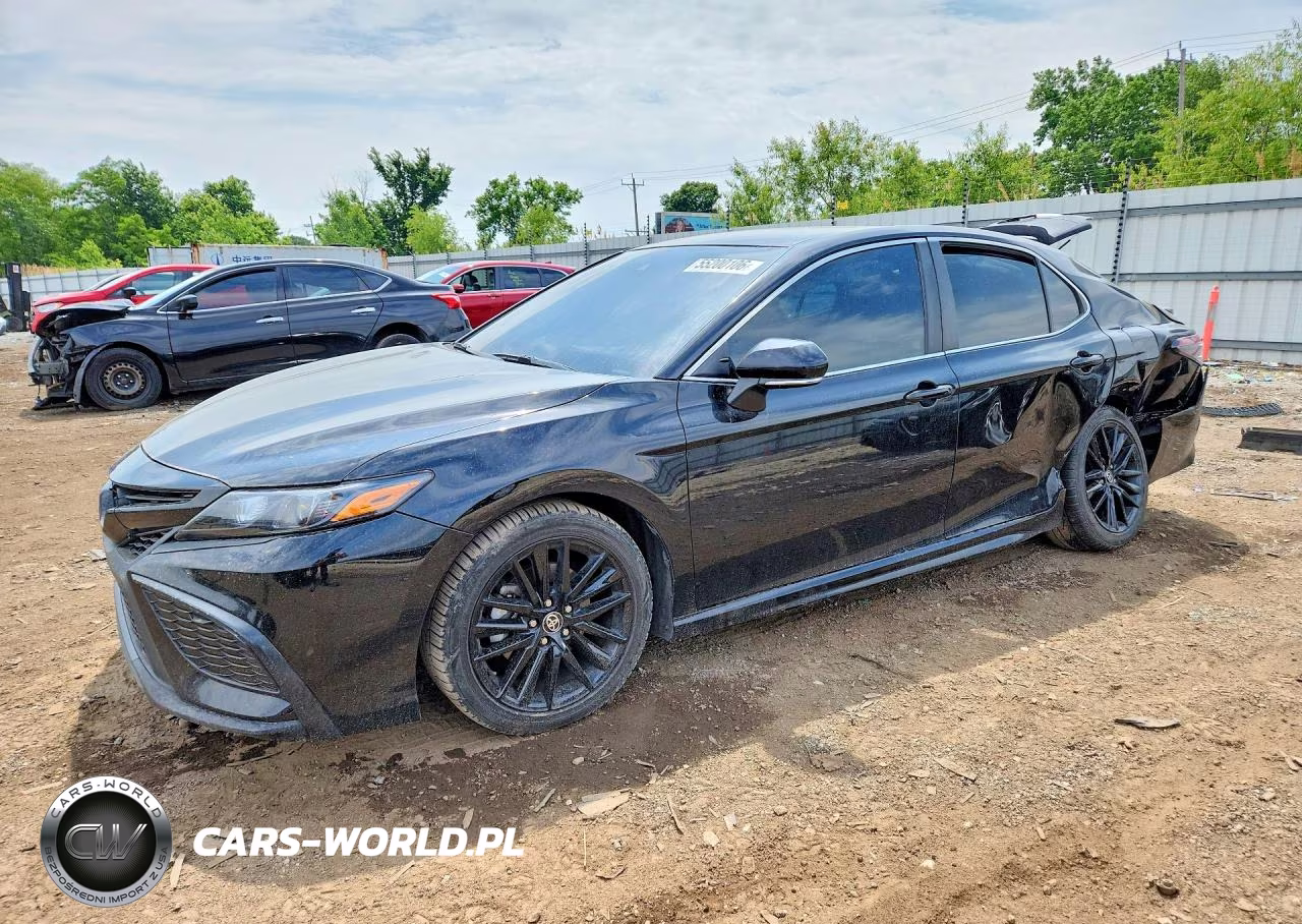 2022 Toyota Camry Se – zdjęcie 1 z 12