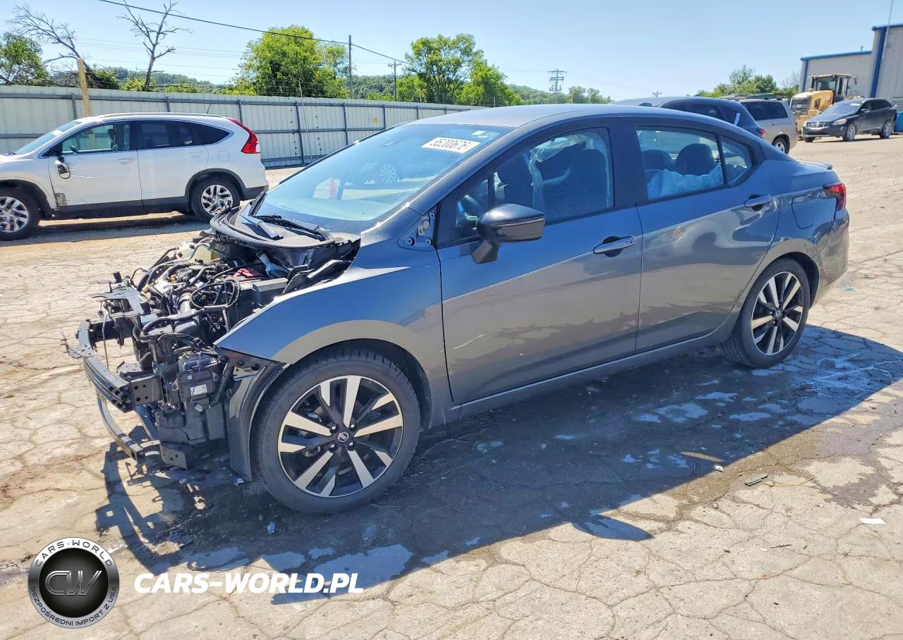 2022 NISSAN VERSA SR  – zdjęcie 1 z 13