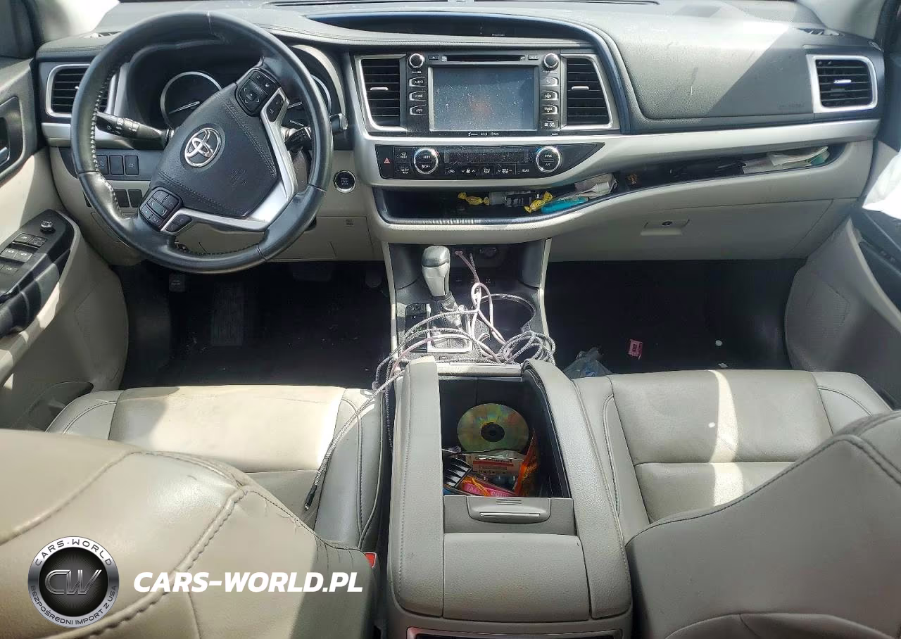 2019 Toyota Highlander Xle VIN:5TDJZRFH5KS959728 - 8