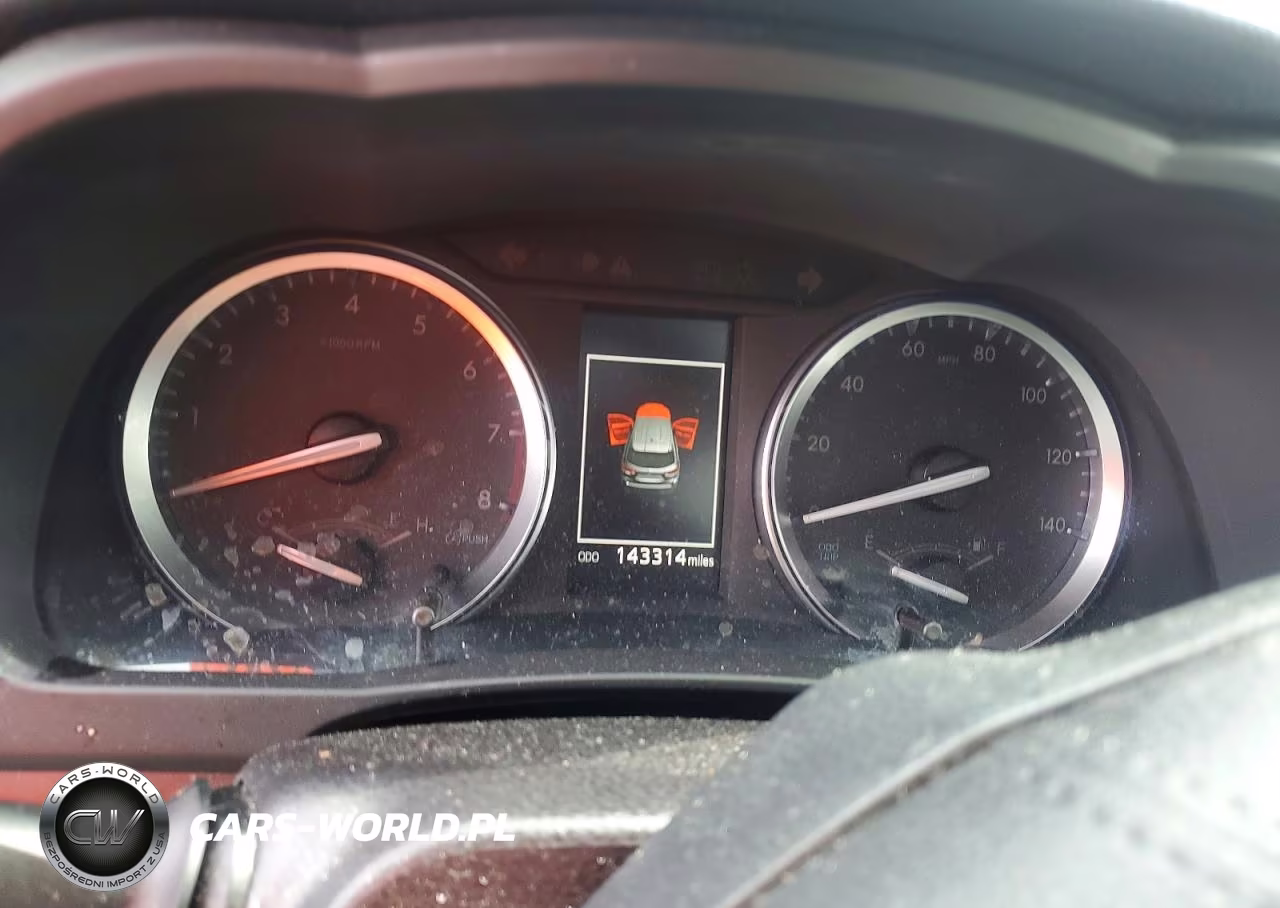 2019 Toyota Highlander Xle VIN:5TDJZRFH5KS959728 - 9