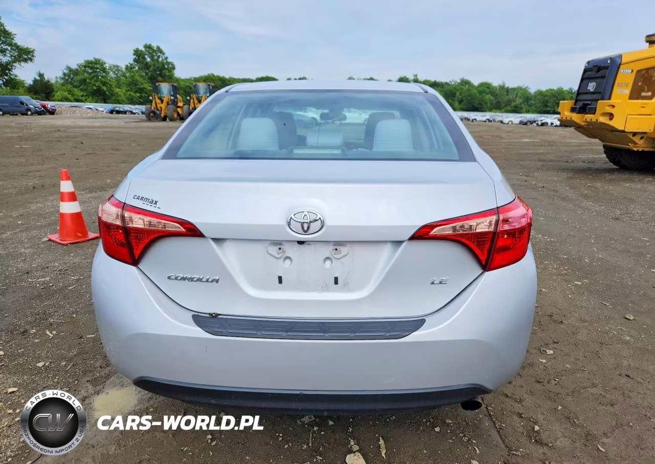2017 Toyota Corolla Le VIN:2T1BURHE1HC939726 - 6