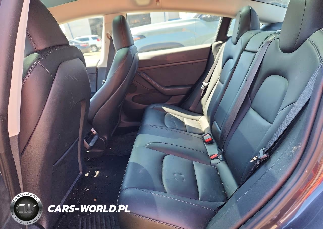 2023 Tesla Model 3 VIN:5YJ3E1EA8PF670798 - 10
