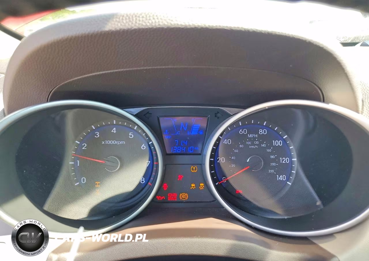 2013 Hyundai Tucson Limited VIN:KM8JUCAC0DU660102 - 9