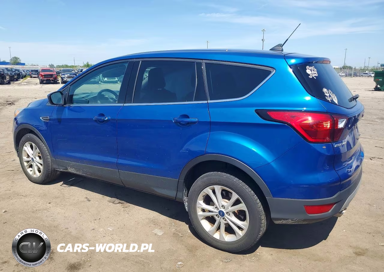 2019 Ford Escape Se VIN:1FMCU9GD5KUA17236 - 2